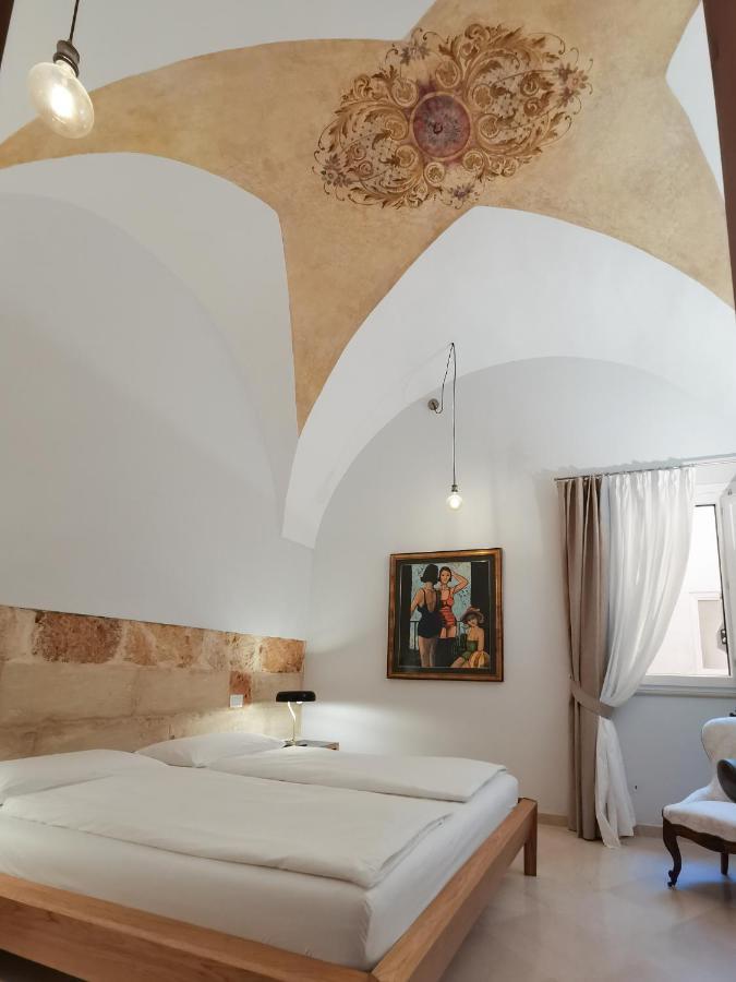 Bed and Breakfast Palazzo Charlie à Lecce Extérieur photo